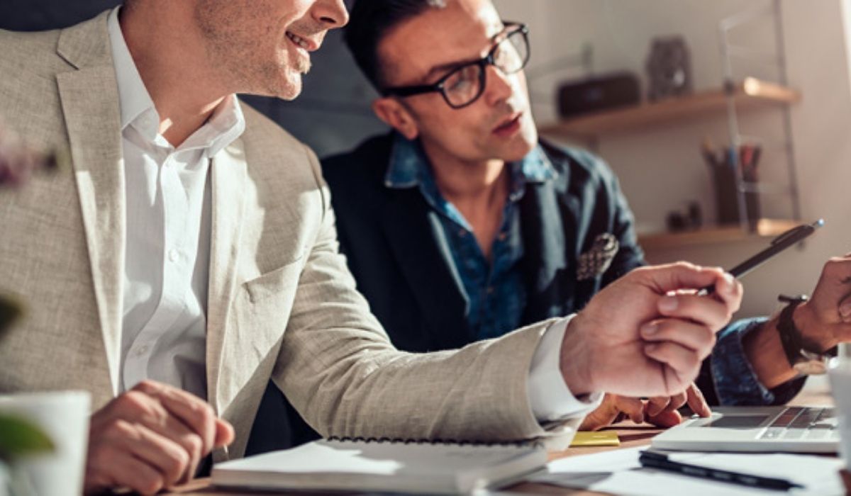 Now you can hire a project officer with this outsourcing service in Qatar.